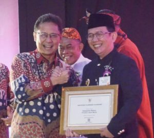 Kabupaten Bekasi Terima Sertifikat Bebas Eliminasi Filariasis dari Kemenkes RI