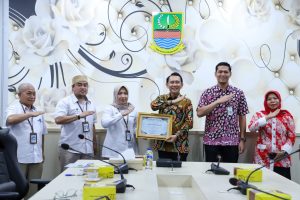 Pemkab Bekasi Raih Penghargaan Penyaluran Dana Desa Terbaik Tahun 2022