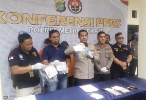 Dua Pelaku Ganjal ATM Di Tangkap Usai Perdayai Warga Paruh Baya
