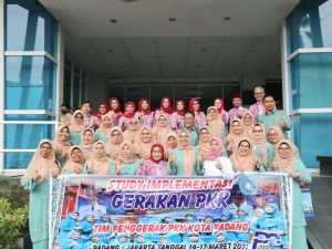 STUDI IMPLEMENTASI GERAKAN TP PKK PADANG KE KOTA BEKASI