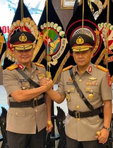 Selain LSM LIAR Karangan Bunga Banjiri Polda Metro Jaya Dukung Irjen. Pol. Karyoto