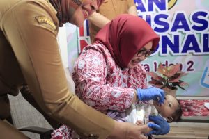 Sub PIN Polio Dimulai, Plt. Wali Kota Bekasi Tinjau Pelaksanaanya di Wilayah Kecamatan Bekasi Timur