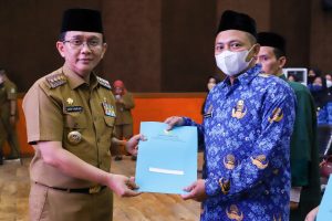 Lantik P3K Nakes, Pj Bupati Bekasi Tekankan Nilai Integritas, Pelayanan dan Profesionalisme
