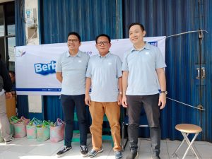 Ratusan Paket Lengkap Sembako Di Berikan BFI Untuk Warga Tidak Mampu