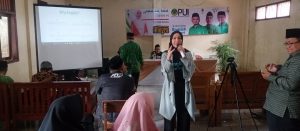 Siswa Islam Dar El – Shofwah Ikuti Kursus Gratis Bahasa Inggris Yang Di Berikan Caleg DPR RI Partai PKS