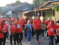 Ikuti Jalan Santai di Pondok Melati, Plt. Wali Kota Bekasi Beri Pesan untuk Selalu Jaga Kebugaran Tubuh