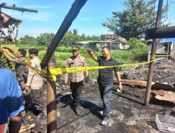 Di Duga Arus Pendek Listrik Empat Lapak Ludes Di Lalap Si Jago Merah