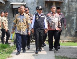 Intervensi Kemiskinan Ektrem dan Stunting, Pj Bupati Dani Ramdan Tinjau Proyek Rutilahu dan SPALD-S