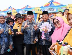 Pj Bupati Bekasi Dampingi Plh Gubernur Jabar Buka Acara Puncak Peringatan Hari Koperasi ke-76