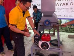 FajarPaper Dukung Program Ekonomi Sirkular dengan Memberikan Mesin Pencacah dan Pengayak Sampah Organik