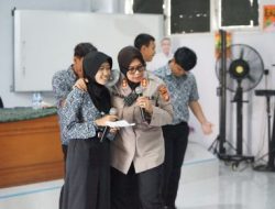 Polwan Go To School Polres Metro Bekasi