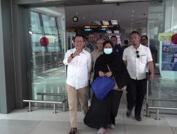 Dani Ramdan Jemput Langsung TKW Asal Kabupaten Bekasi yang Mendapat Kekerasan di Arab Saudi