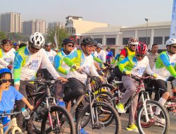 Ribuan Pesepeda Tumpah Ruah Semarakan Fun Bike Hari Jadi Kabupaten Bekasi ke-73