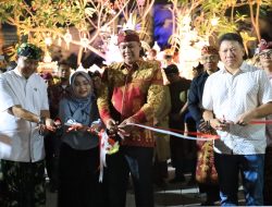 Wali Kota Bekasi Hadiri Peresmian Gedung Pasraman di Pura Tirta Agung Bhuana