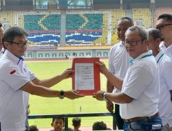 Pj Bupati Hadiri Pelantikan Pengurus Askab PSSI Kabupaten Bekasi Periode 2023-2027