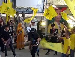 Kreatif dan Keren, Caleg Partai Golkar Dibuatkan Lagu Oleh Pendukungnya