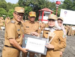 Pj. Wali Kota Apresiasi atas Peraihan Penghargaan Perangkat Daerah saat Apel.