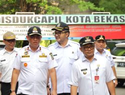 Pj. Wali Kota Bekasi Pimpin Apel Gabungan: Tingkatkan Pelayanan Jaga Marwah Sebagai Aparatur