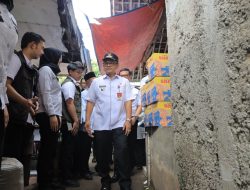 Pj Wali Kota Bekasi : Camat, Lurah Serta BKM Terus Monitor Pembangunan Perbaikan Rutilahu