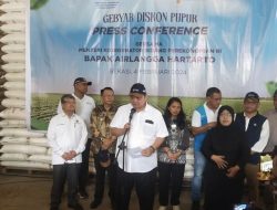 Dialog Bersama Petani Bekasi,Menko Bidang Perekonomian Buka Gebyar Diskon Pupuk 2024