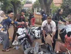 Puluhan Pengendara Roda Dua Terjatuh Akibat Jalan Kh Mamun Nawawi Cibarusah Belok dan Licin