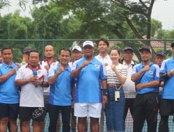 Kompak Banget,Tropikana and Friends Tennis Club Jalani Laga Persahabatan, Momen Bahagia Bareng Pembina