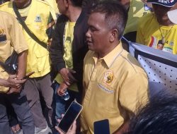 Dugaan Penggelembungan Suara, Kantor DPD Partai Golkar Kabupaten Bekasi Di Guruduk Massa Menuntut Keadilan