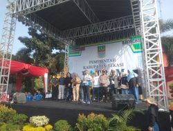 Ribuan Warga Serang Antuaias Datangi Giat Botram Disducapil Kab Bekasi
