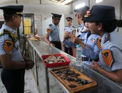 Belajar Kewirausahaan, 130 Taruna POLTEKIP Studi Lapangan ke Lapas Cikarang