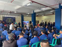 Panji Petualang Latih Damkar Kota Bekasi Cara Tangani Ular