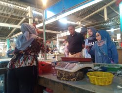 Pantau Harga Kebutuhan Pokok, Cawalkot Bekasi Tri Adhianto, Belanja Ke Pasar Tradisional Galaxy