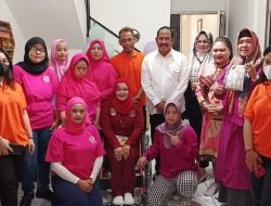 Ketua DPD Partai Golkar Hadiri Opening Massage, Reflexiologi Dan Salon Gemercik
