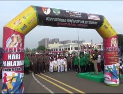Rayakan Hari Pahlawan, Danrem 051 Wijayakarta Gelar Jalan Sehat