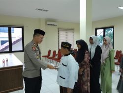 Baru Menjabat,Kapolsek Cikarang Pusat Berbagi Kasih Bersama Yatim Piatu