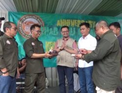 Rayakan Milad ke 3 Tahun, YRKC Komunitas Peduli Lingkungan Tebar Ribuan Ikan