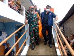 Suami Tewas Tergantung, Istri Meregang Nyawa dalam Kondisi Terbungkus Selimut Kontrakan