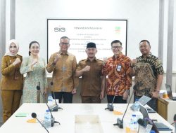 Infrastruktur, Bupati Bekasi Gandeng BUMN PT Semen Indonesia