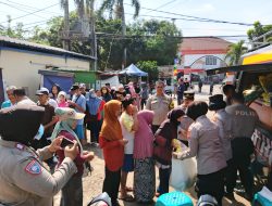 Peringati Hari Lahir Polwan, Mapolrestro Bekasi Kota Gelar ‘Gerakan Pangan Murah’ Disambut Antusias Warga