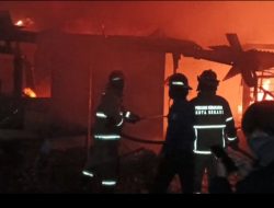 120 Kios Terbakar di pasar Pejuang Pratama Medansatria di Duga korsleting Listrik