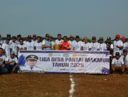 Jaga Silaturahmi Antar Warga, Kades Pantai Makmur Buka Turnamen Sepakbola Liga Desa Tahun 2025