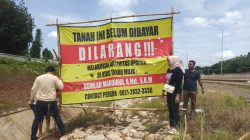 Tiga Tahun Tanpa Kejelasan Ganti Rugi, Warga Setu Blokir Proyek Tol Japeksel 2A