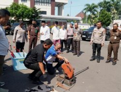 Kejari Kab Bekasi Musnahan Barang Bukti Rampasan Berkekuatan Hukum Tetap
