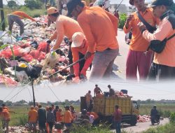UPTD Wilayah 1 Kerahkan 35 Orang Pasukan Orange Bersihkan Sampah Liar