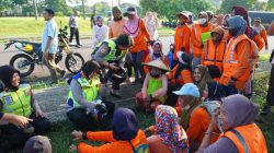 Kapolres Metro Bekasi Salurkan 400 Paket Sembako untuk Perempuan Pejuang di Hari Kartini