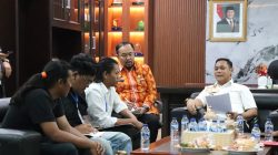 Plt Bupati Bekasi Respons Tuntutan Mahasiswa