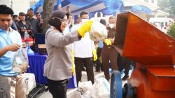 Kapolres Metro Bekasi Luncurkan Green Service, Inovasi Pembuatan dan Perpanjangan SIM Melalui Pemilahan Sampah