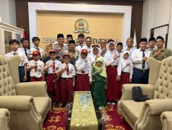 Ahmad Bin Olim Ajak Anak Yatim Desa Jatiwangi Kunjungi DPRD Kabupaten Bekasi