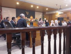 Istri H.M. Kunang Sebut Perhiasan Disita KPK Dibeli dari Hasil Limbah, Kuasa Hukum Desak Penyidik Dihadirkan di Sidang